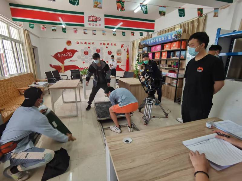 和平区广告片拍摄公司：极简主义践行者，少即是多的视觉哲学
